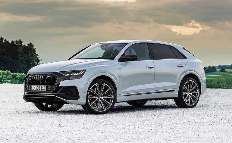 Audi Q8 S line